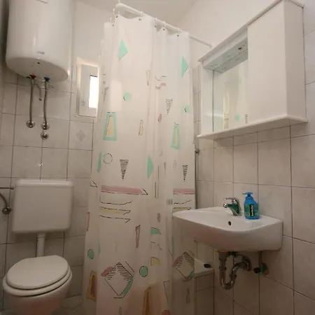 By The Sea Starigrad, Paklenica - 6589 *